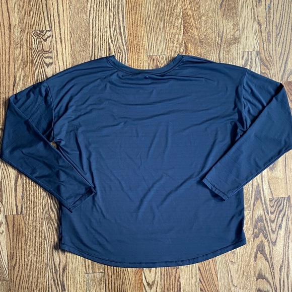 CALIA by Carrie Underwood black long sleeve athletic shirt, size L. Excellent co - Picture 8 of 12